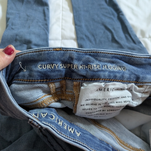 American Eagle Curvy High Rise Jegging - Picture 4 of 6